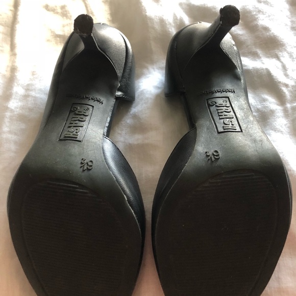 Heels - Picture 5 of 6